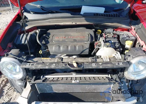 2017 Jeep Renegade Latitude 4X4 from USA, damaged, VIN ZACCJBBBXHPE89078